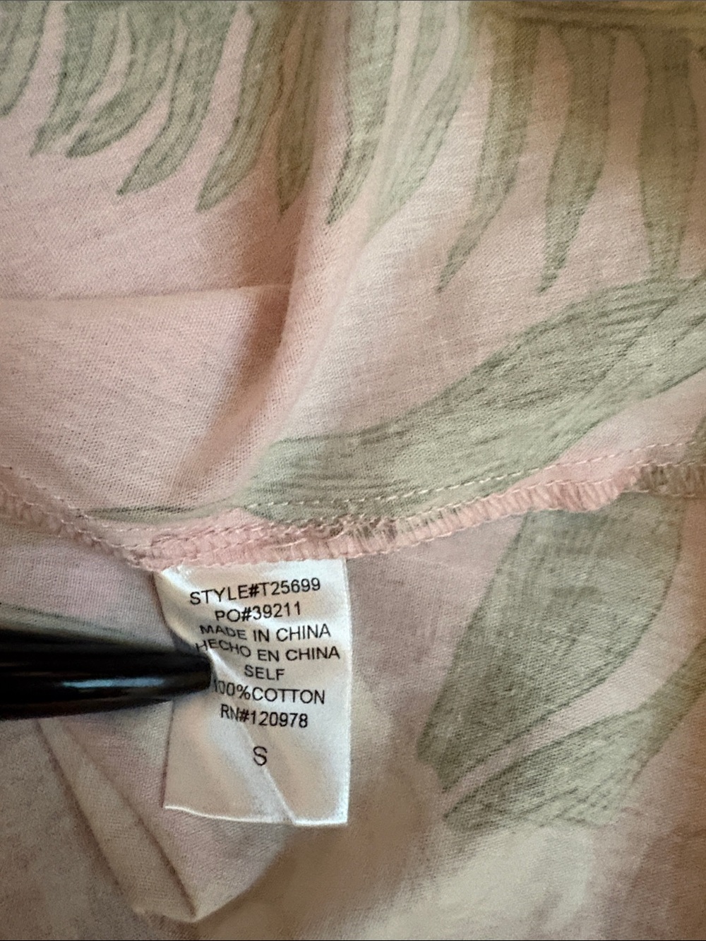 entro Pink Floral Puff-Sleeve Button-Front Blouse - Picture 3 of 3